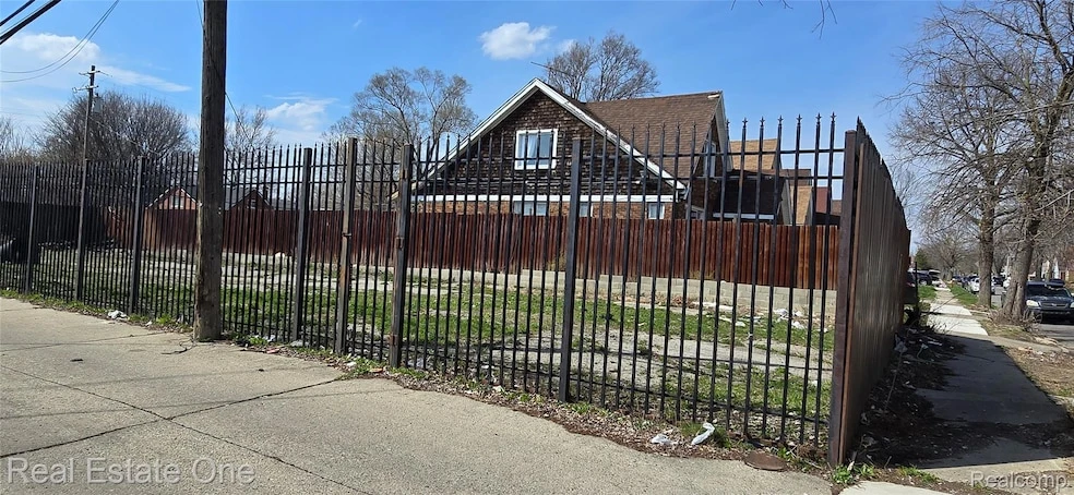 Nearby Listing Image