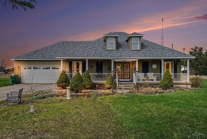 Nearby Listing Image