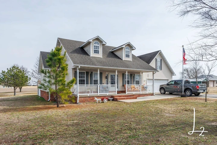 Nearby Listing Image