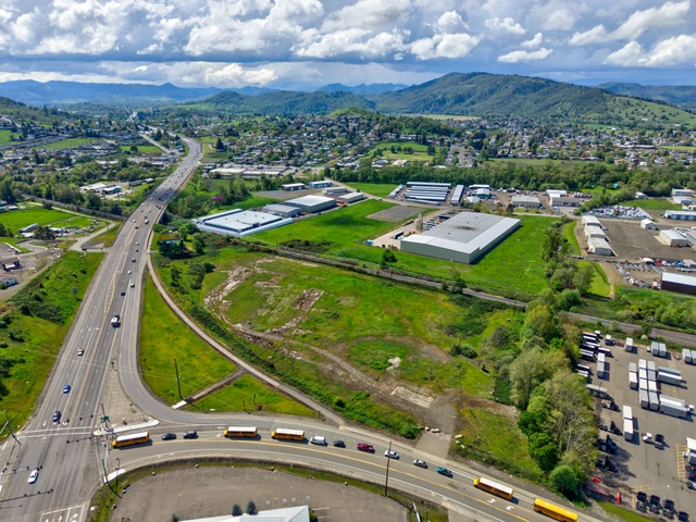 Nearby Listing Image