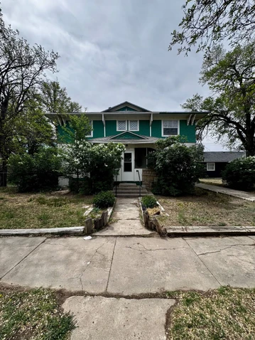 Nearby Listing Image