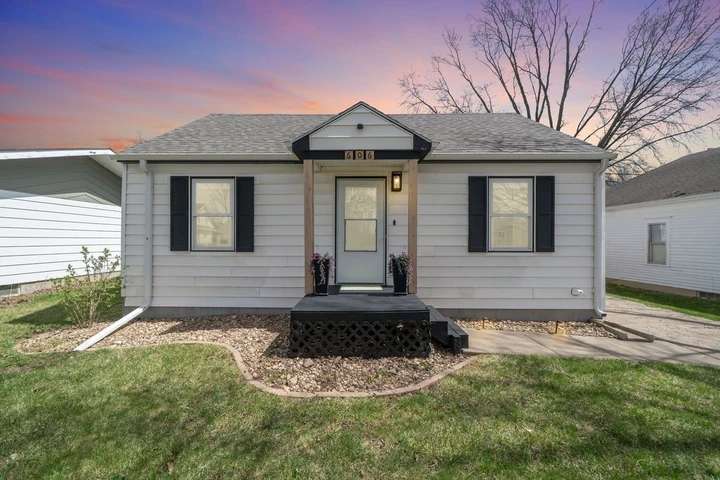 Nearby Listing Image