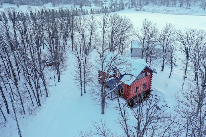 Nearby Listing Image