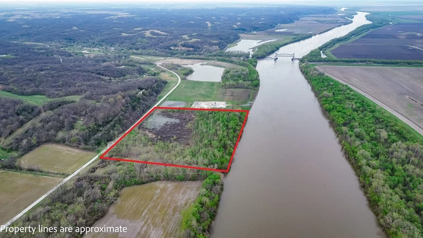 Nearby Listing Image