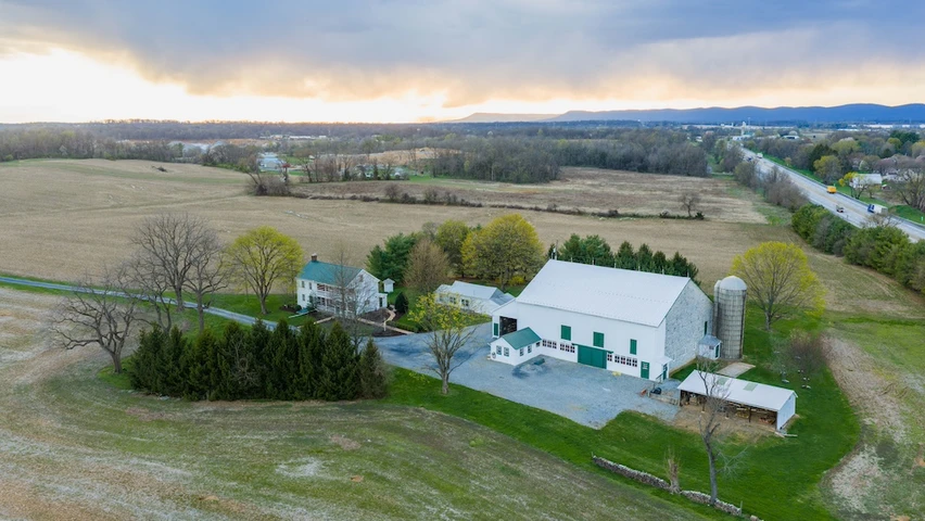 Nearby Listing Image