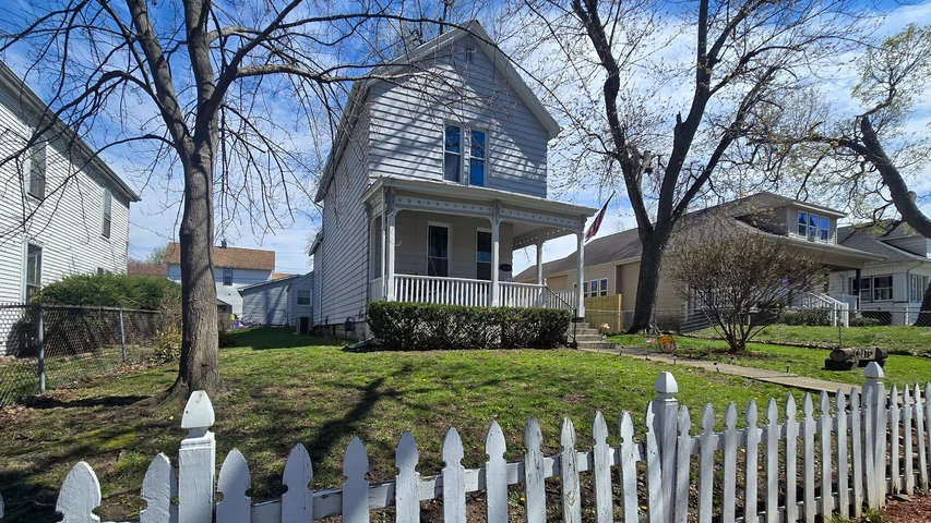 Nearby Listing Image