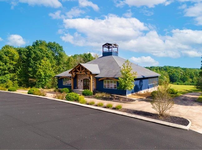 Nearby Listing Image