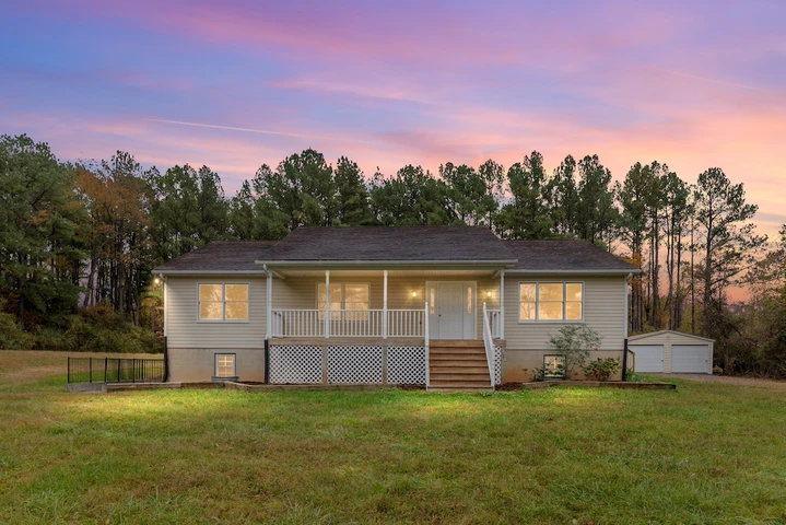 Nearby Listing Image