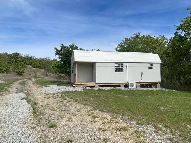 Nearby Listing Image