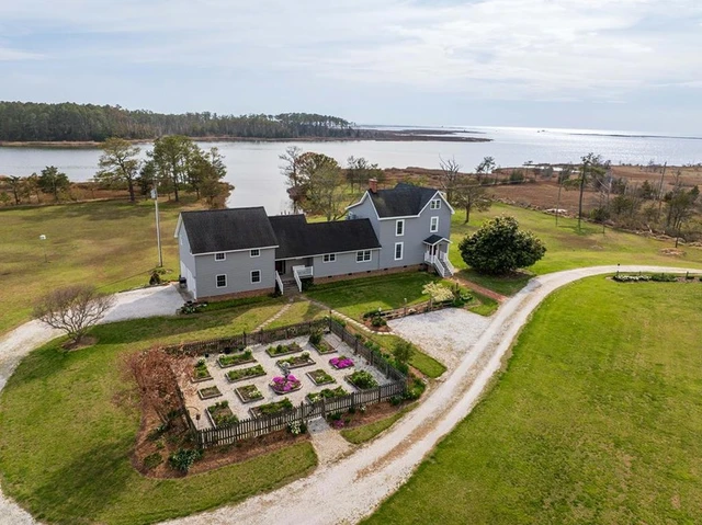 Nearby Listing Image