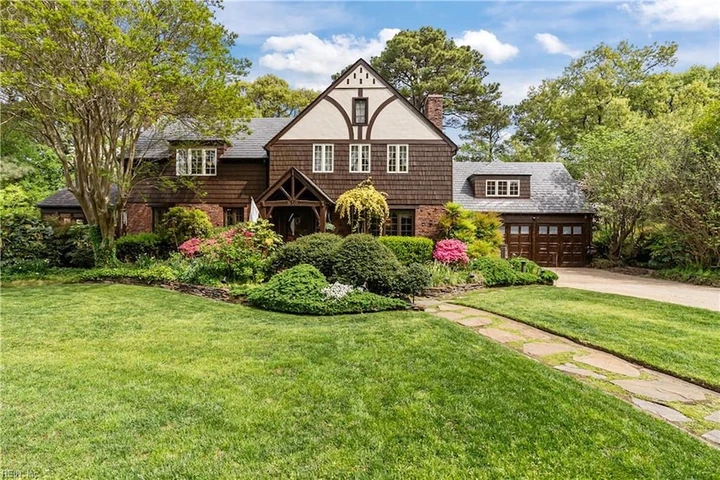 Nearby Listing Image