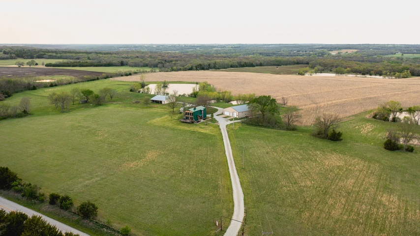 Nearby Listing Image