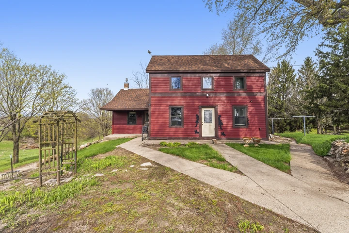 Nearby Listing Image