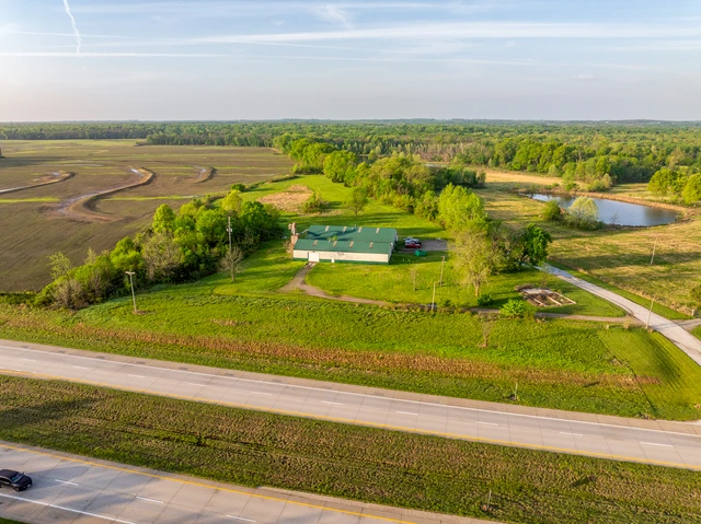 Nearby Listing Image