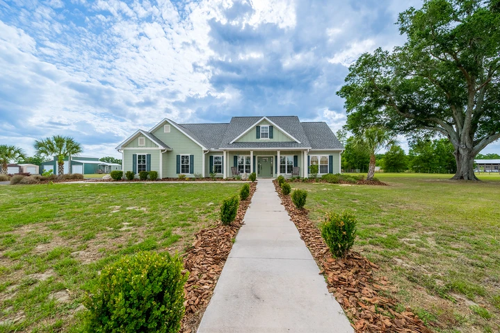 Nearby Listing Image