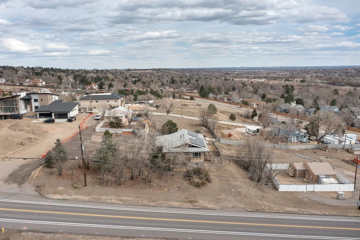 Nearby Listing Image