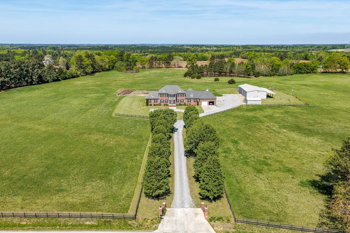 Nearby Listing Image