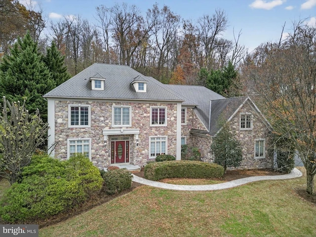 Nearby Listing Image