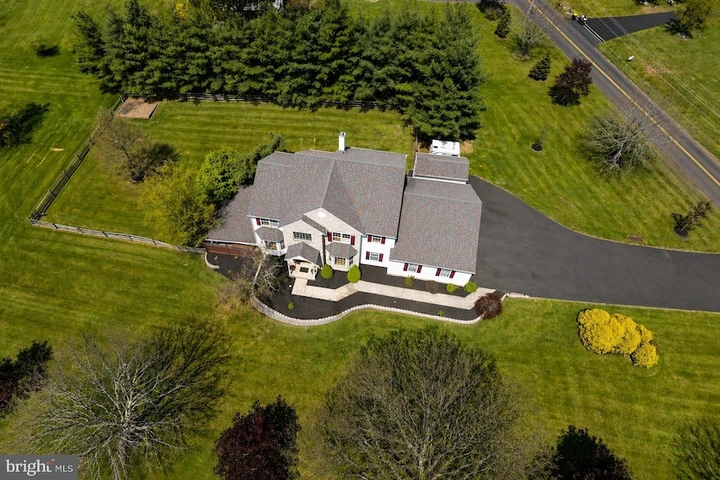 Nearby Listing Image