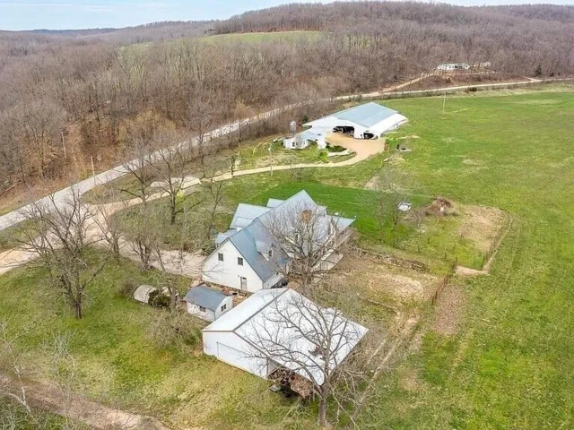 Nearby Listing Image