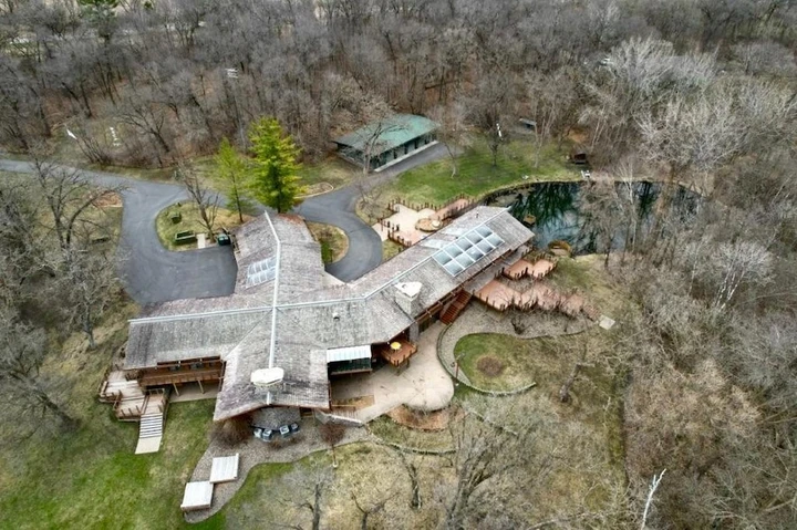 Nearby Listing Image