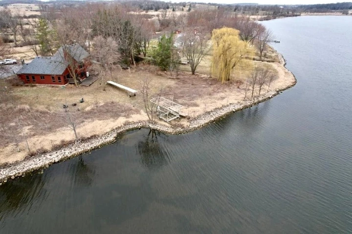 Nearby Listing Image