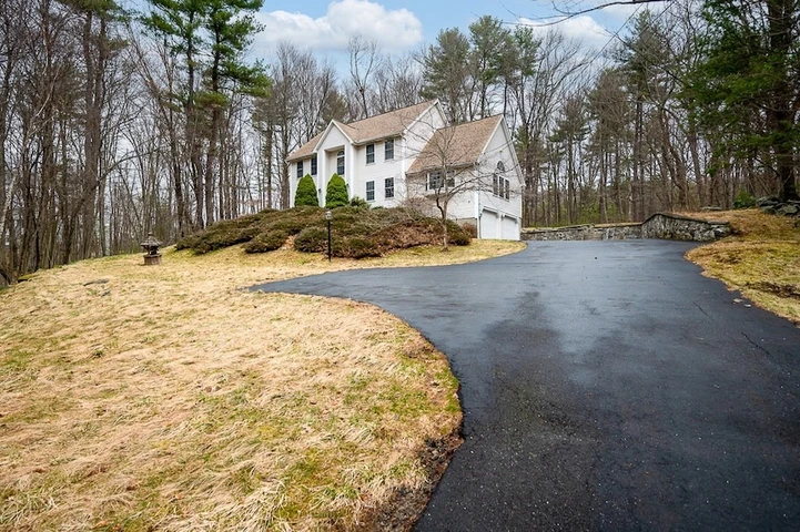 Nearby Listing Image