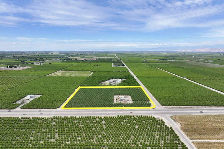 Nearby Listing Image