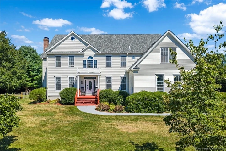 Nearby Listing Image