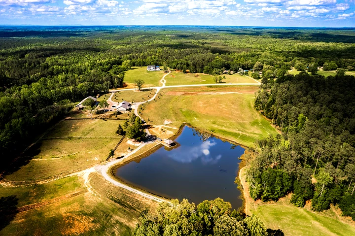 Nearby Listing Image