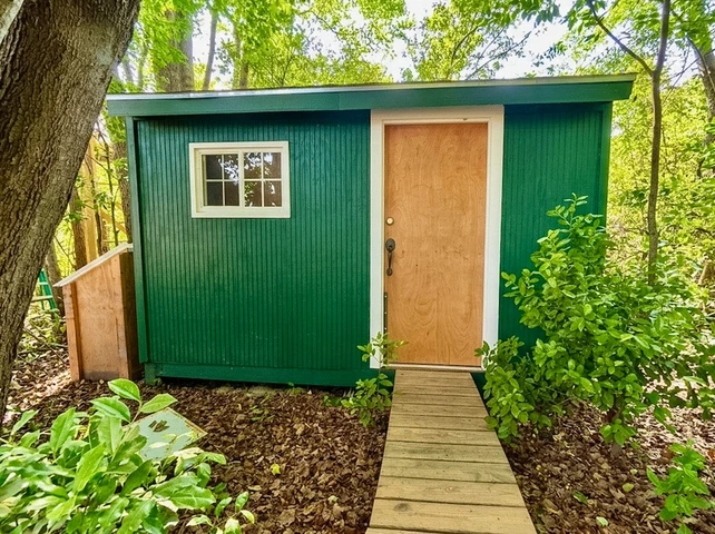 Nearby Listing Image