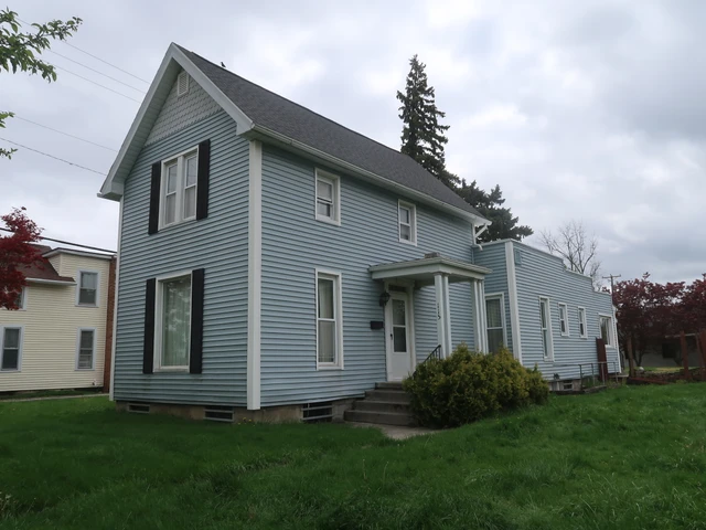 Nearby Listing Image