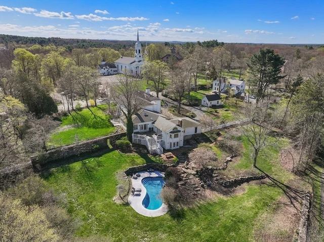 Nearby Listing Image