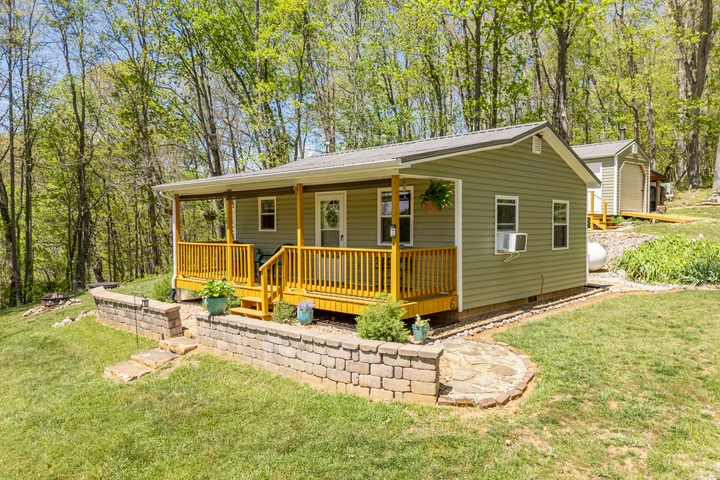 Nearby Listing Image
