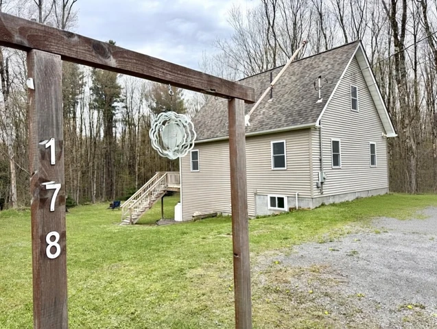Nearby Listing Image