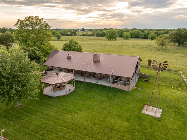 Nearby Listing Image
