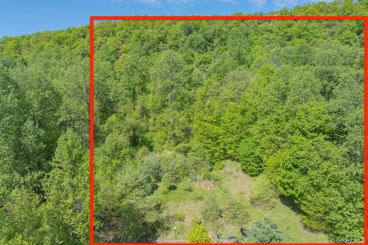 Nearby Listing Image