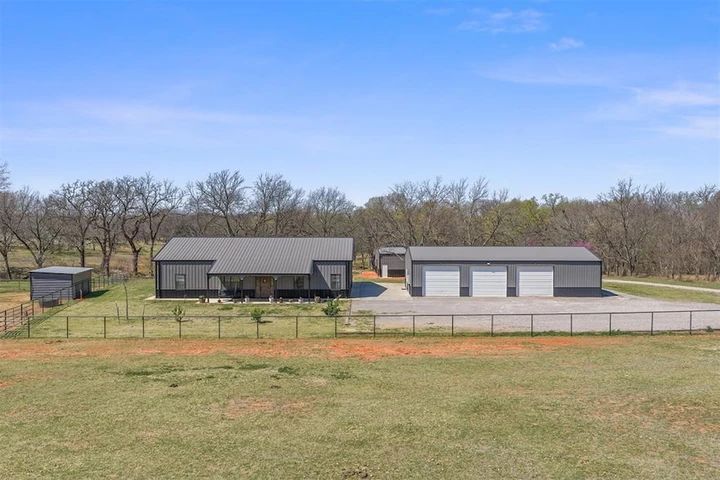 Nearby Listing Image