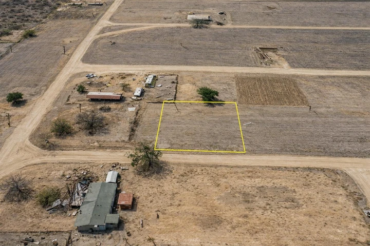 Nearby Listing Image