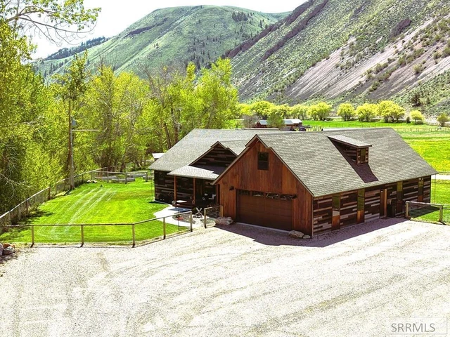 Nearby Listing Image