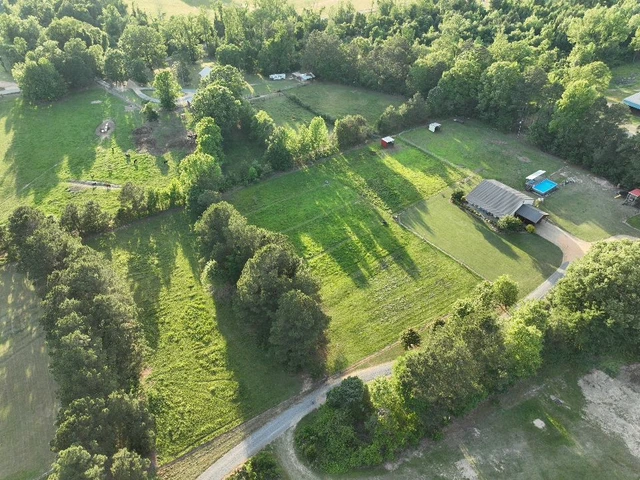 Nearby Listing Image