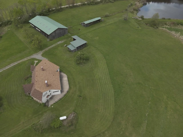 Nearby Listing Image