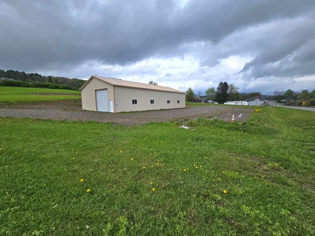 Nearby Listing Image