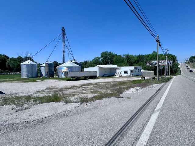 Nearby Listing Image