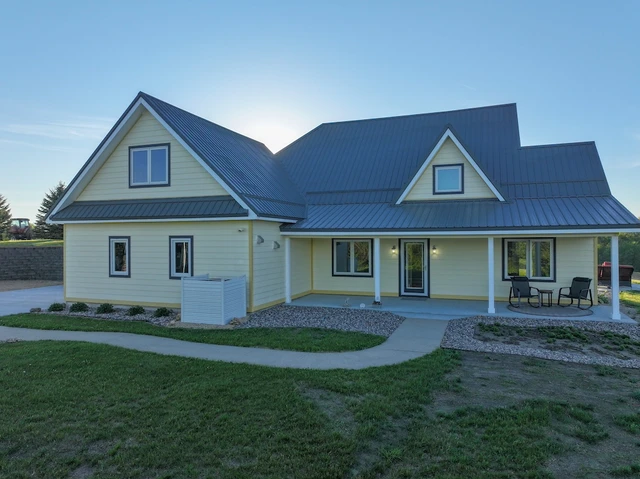Nearby Listing Image
