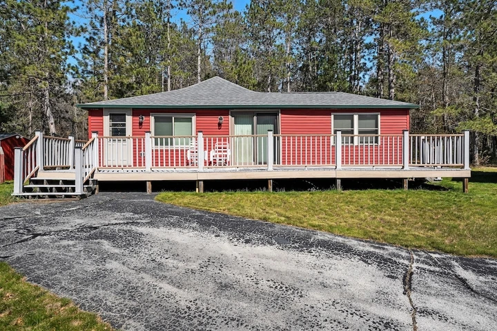 Nearby Listing Image
