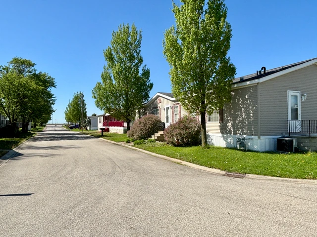 Nearby Listing Image