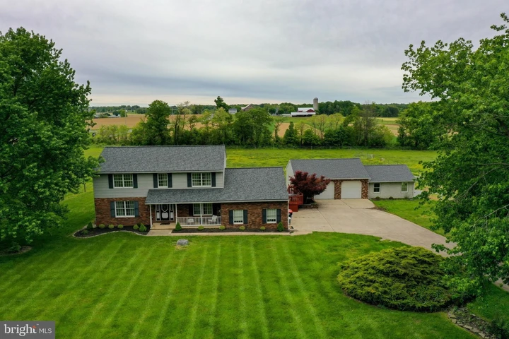 Nearby Listing Image