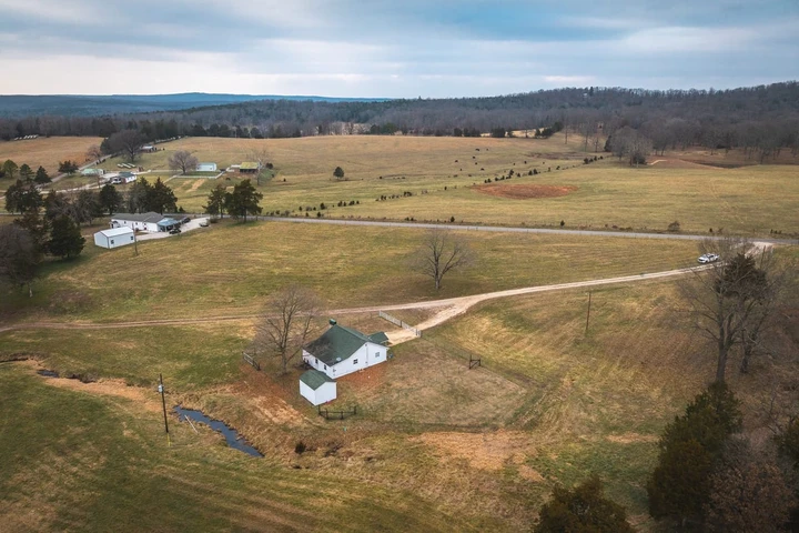 Nearby Listing Image