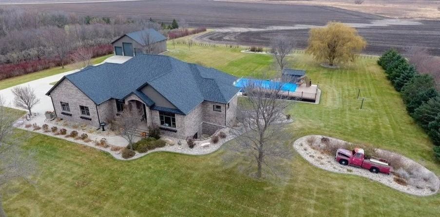 Nearby Listing Image